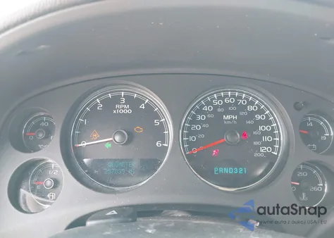 2008 Chevrolet Suburban 1500 Ls из США, поврежденный, VIN 3GNFK16368G160216